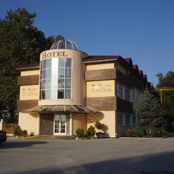 Hotel La'Gus Turčin