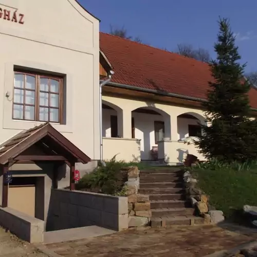 Schotti Vendégház Zebegény 003 kép