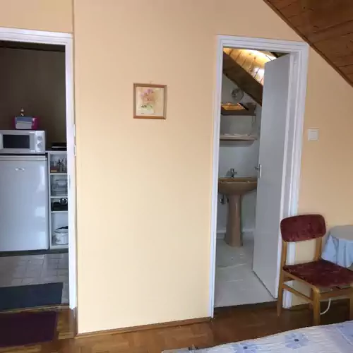 Adrienn Apartman Aranypart Siófok 012 kép