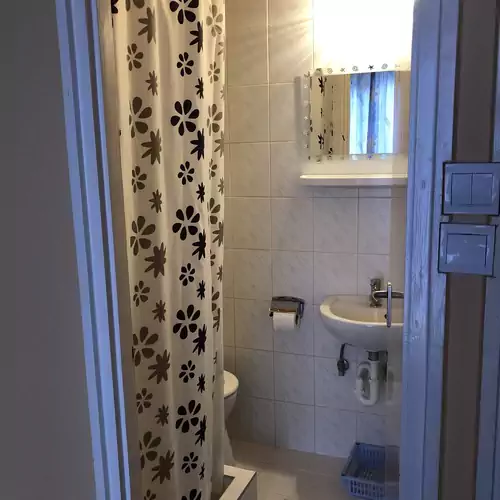 Adrienn Apartman Aranypart Siófok 020 kép