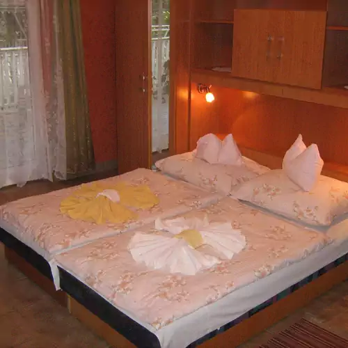 Rózsakert Panzió Balatonföldvár 005 kép