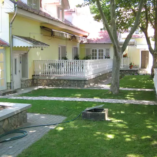 Rózsakert Panzió Balatonföldvár 001 kép