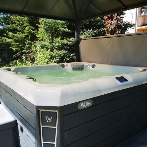 Jacuzzi