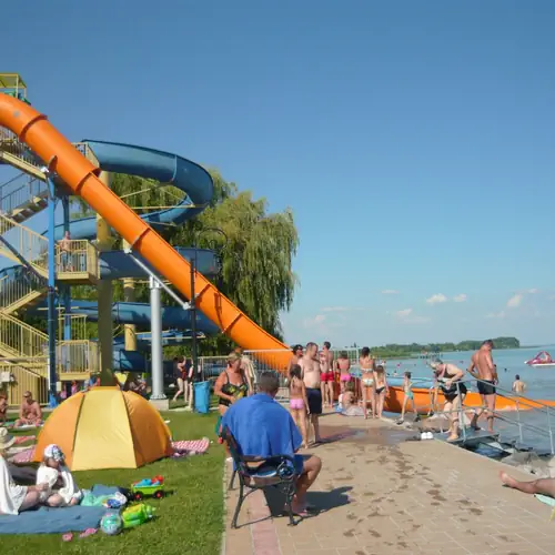 Csopak strand
