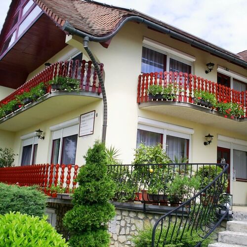 House Black Hévíz