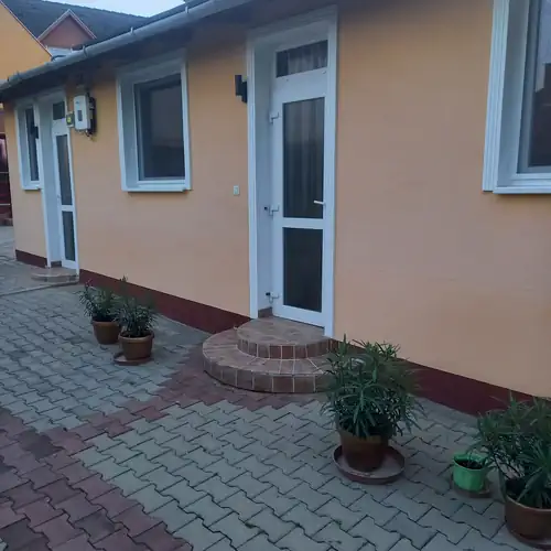 Szőke Apartmanok Hajdúszoboszló 007 kép
