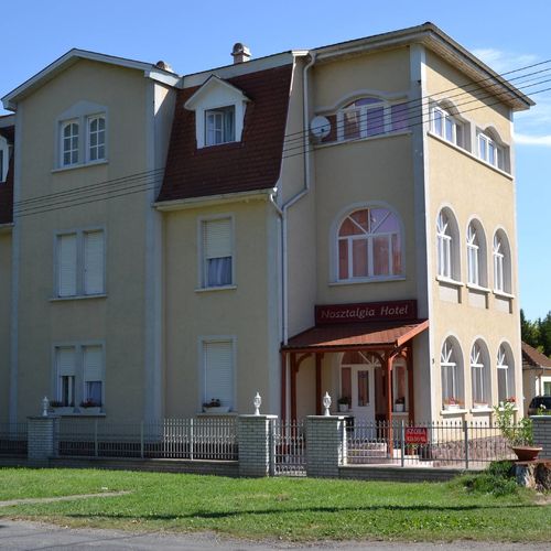 Nosztalgia Hotel Balatonszárszó ★★★ 2