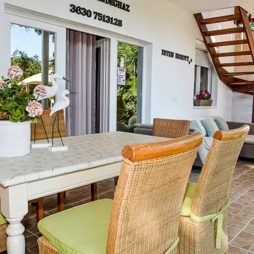 Holly Apartman Hajdúszoboszló 005 kép
