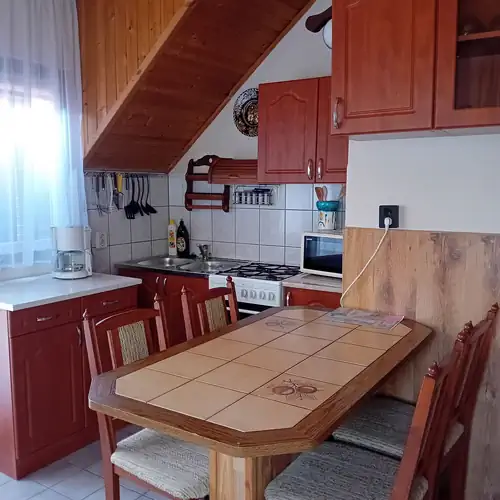 Irisz Apartmanház Siófok 016 kép