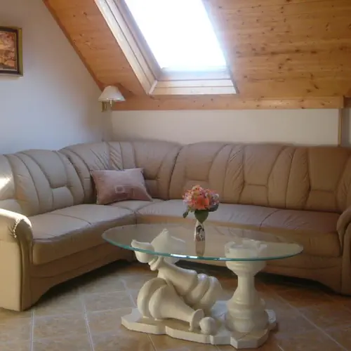 t&aacute;rsalg&oacute;