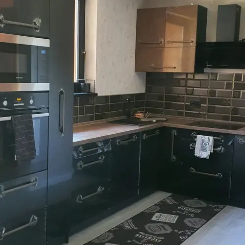 Felszerelt, modern konyha