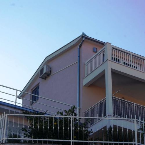 Apartments Nena Trogir  2