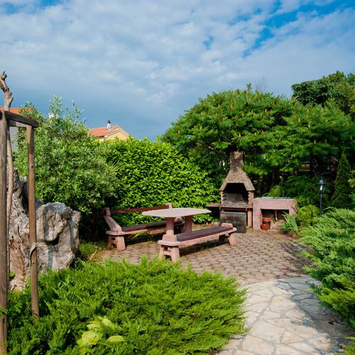 Apartmani Zdenko Njivice  3