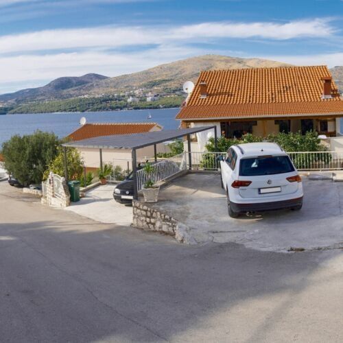 Apartmani Satis Trogir  4