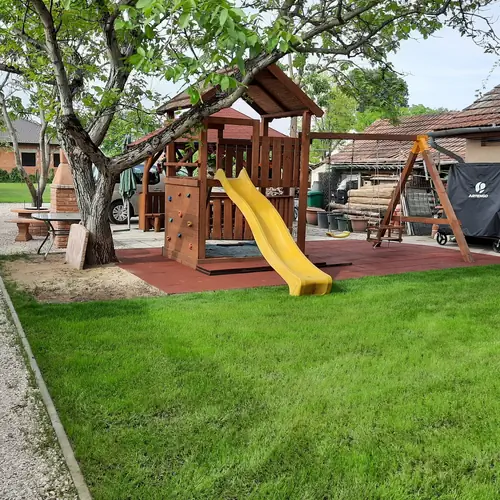 J&aacute;tsz&oacute;v&aacute;r