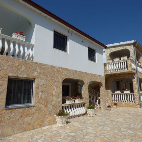 Apartmani Stueckler Vir  2