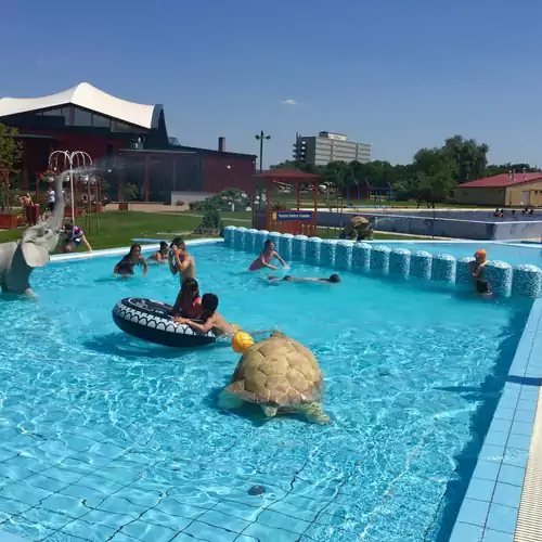 Akácliget Gyógy- és Strandfürdő Karcag 008 kép