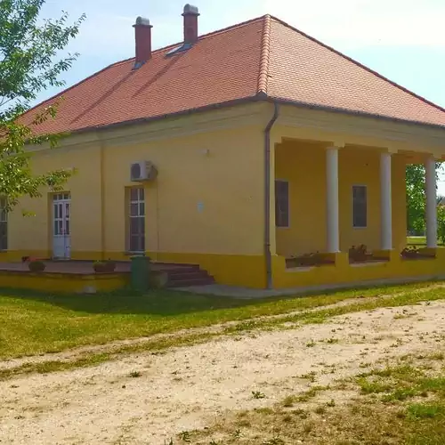 Akácliget Gyógy- és Strandfürdő Karcag 004 kép