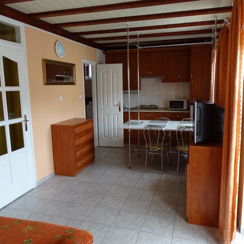 Ádám Éva Apartman Balatonboglár  4