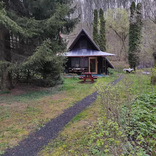 Kikerics Erdei Szálláshely és Turistapihenő Zebegény 021 kép