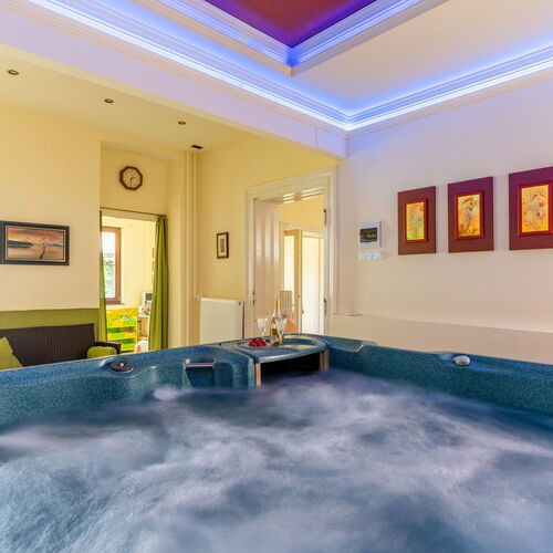 Varázsfészek Vendégház Majs