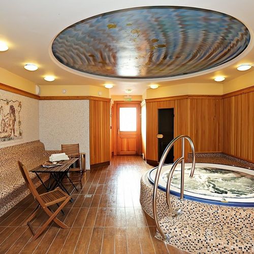 Wellness - jakuzzi- finn és infra szauna