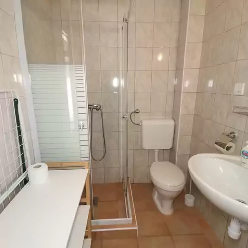 Gyöngyvirág Apartmanház Hajdúszoboszló 005 kép