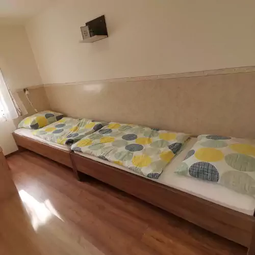 Gyöngyvirág Apartmanház Hajdúszoboszló 015 kép