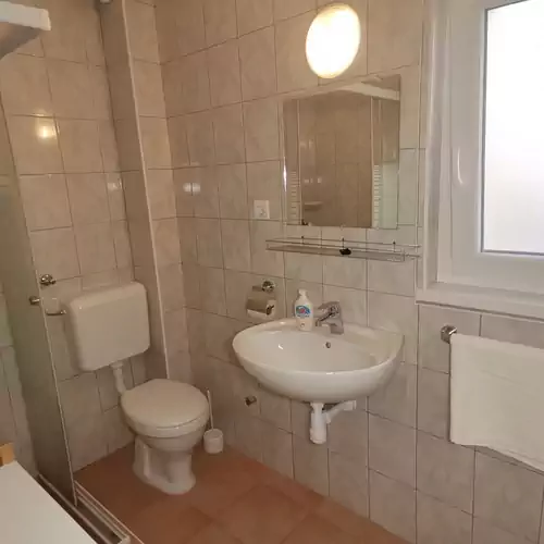 Gyöngyvirág Apartmanház Hajdúszoboszló 019 kép