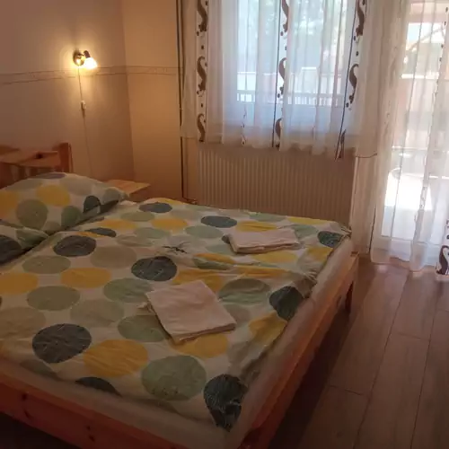 Gyöngyvirág Apartmanház Hajdúszoboszló 033 kép