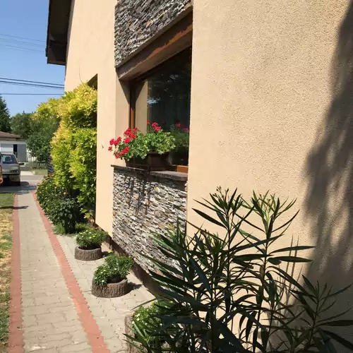 Balaton Apartmanház Zamárdi 003 kép