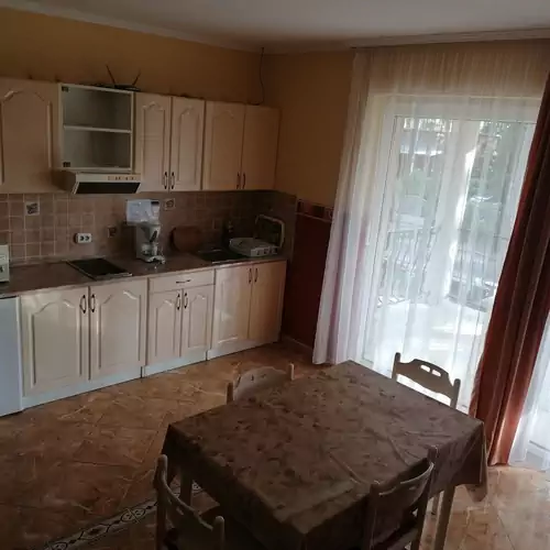 Váradi Apartman Siófok 006 kép