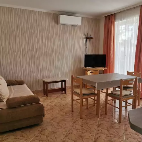 Váradi Apartman Siófok 010 kép