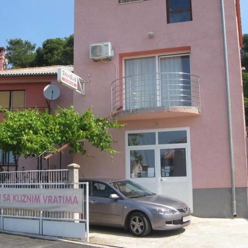 Apartmani Dina Pula  2