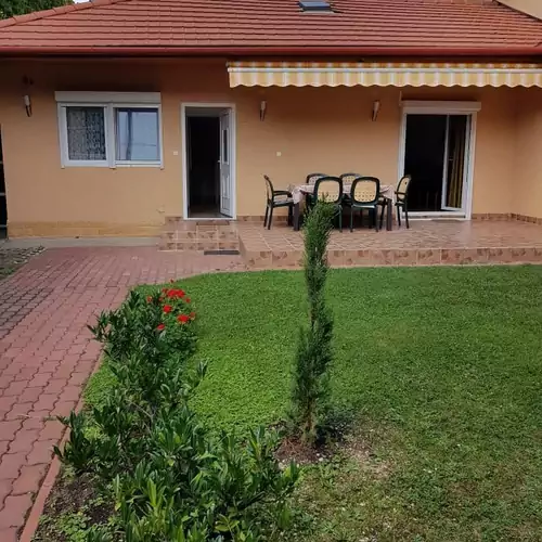 Leander Villa Balatonszárszó 001 kép