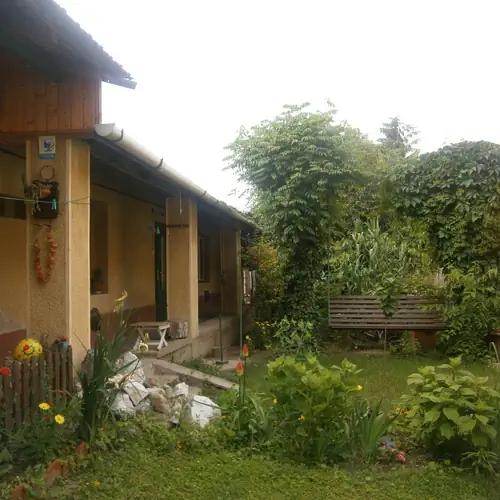 Napos Pihenőh&aacute;z kert