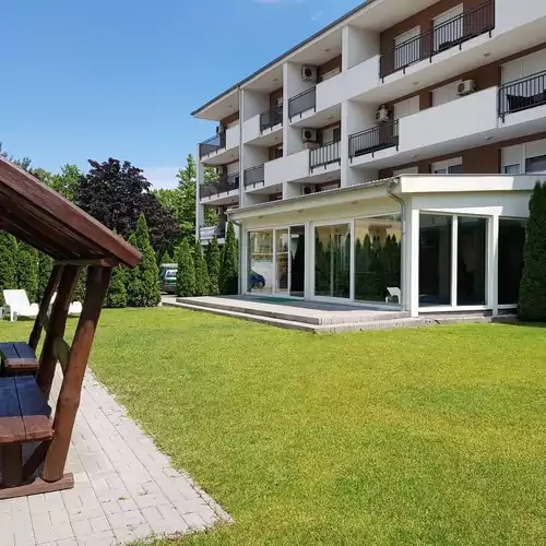 Black Brothers Wellness Apartmanok Siófok 003 kép