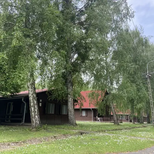 Közlönykiadó Üdülője Balatonberény 008 kép