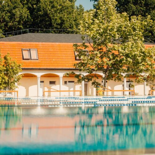 Kastélypark Fürdő Motel Füzesgyarmat