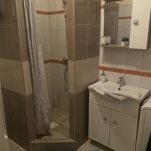 Icu Vendégház Balatonmáriafürdő 009 kép