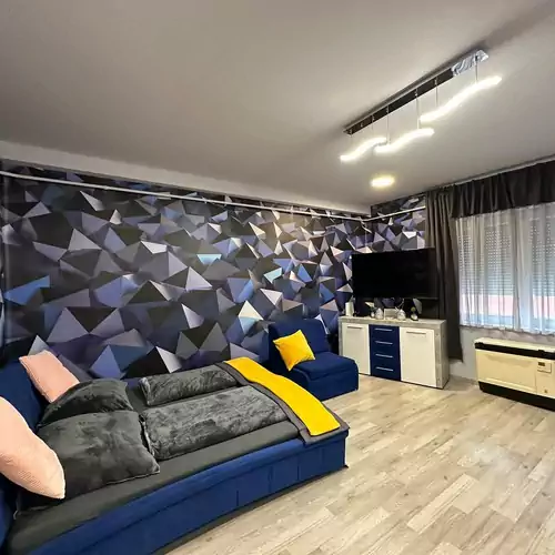 Kitti Downtown Apartman Debrece 003 kép