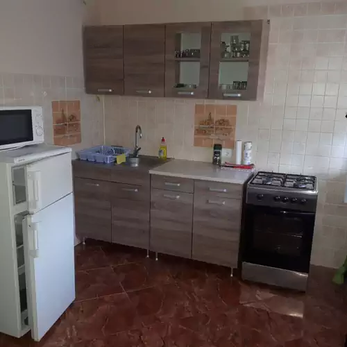 Fűzfa Apartman Tata 006 kép