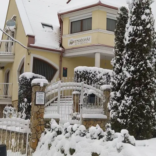 Tornyos Apartmanház Eplény 012 kép