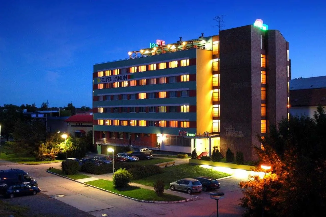 HOTEL PANON Hodonín