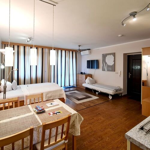 St&uacute;di&oacute; 2-3 fő r&eacute;sz&eacute;re