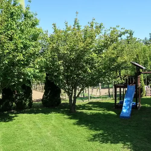 Familie Magyar Apartman Kék Ház Zalakaro 004 kép