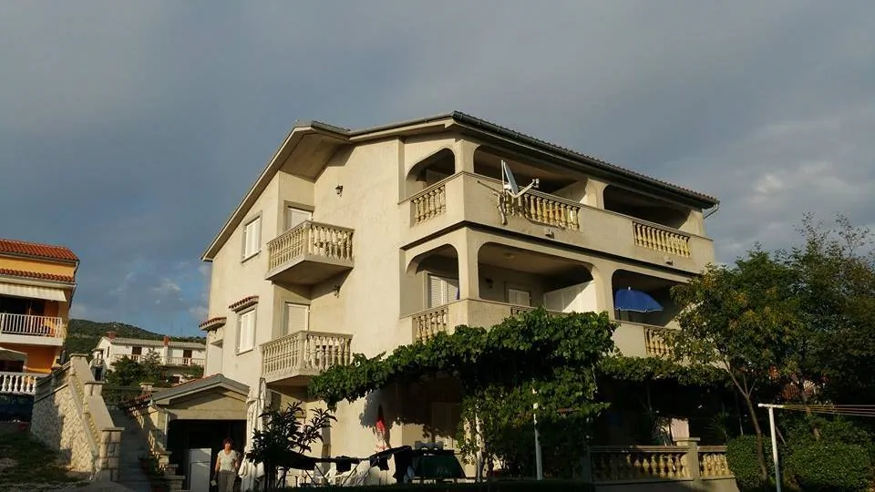 Apartmani Čajić Povile