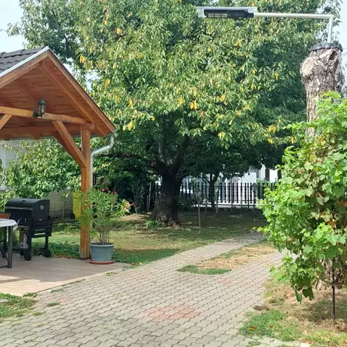 Tamás Marika Apartmanház Balatonboglár 012 kép