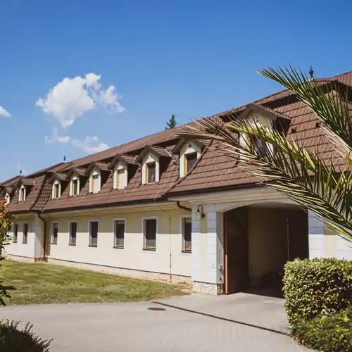 Hétkúti Wellness Hotel és Lovaspark Mór 012 kép