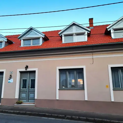 Hatház Apartman Péc